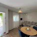 Laganini 2 - 50 M From The Sea Apartman Split