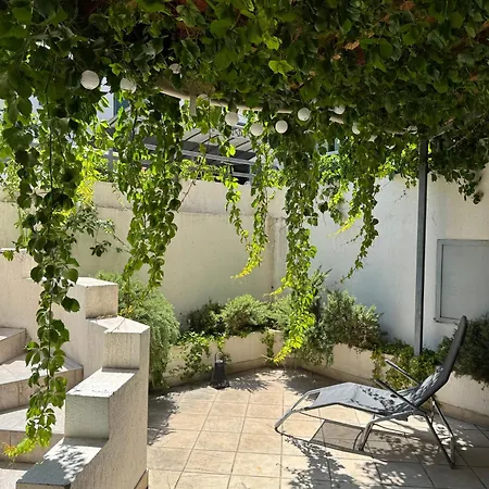 Apartment Laganini 2 - 50 M From The Sea Split