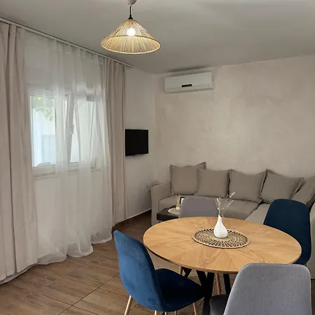 Laganini 2 - 50 M From The Sea Split