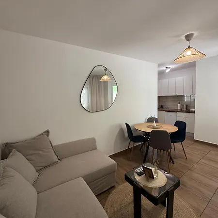 Apartment Laganini 2 - 50 M From The Sea *