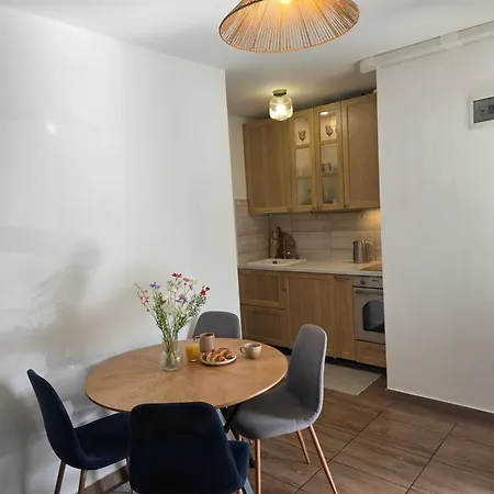 Laganini 2 - 50 M From The Sea *