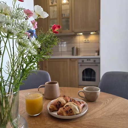 Laganini 2 - 50 M From The Sea *