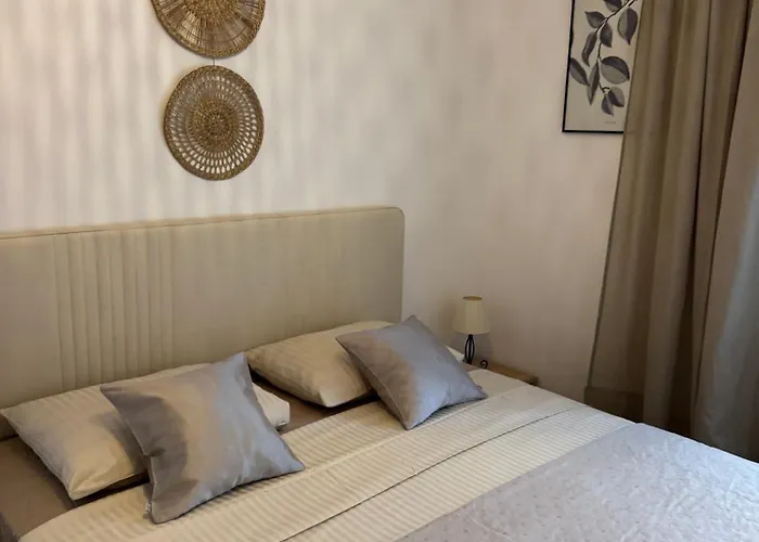 Laganini 2 - 50 M From The Sea Апартаменти *