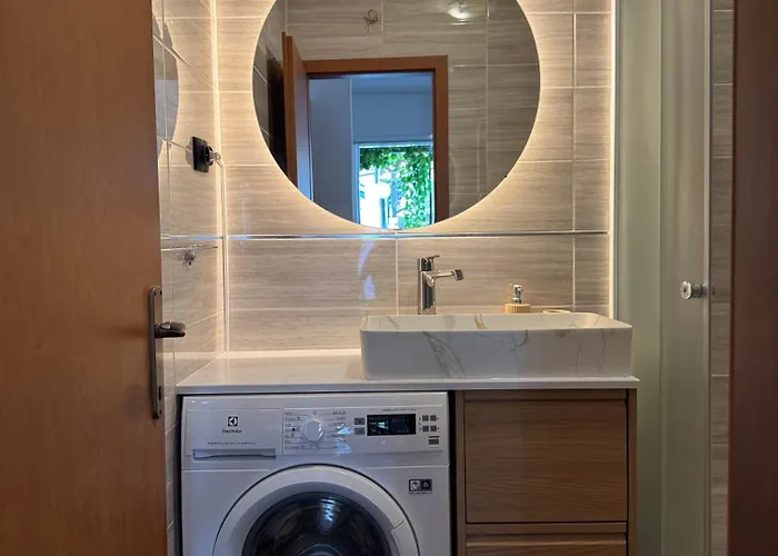 Laganini 2 - 50 M From The Sea Apartament *