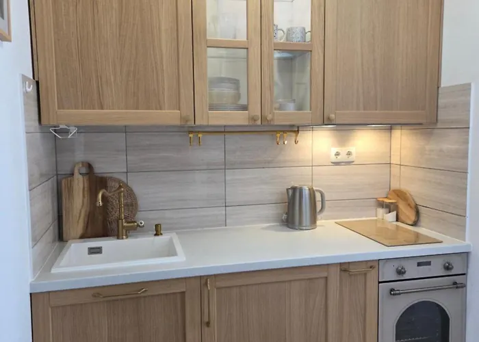 Laganini 2 - 50 M From The Sea Apartament *